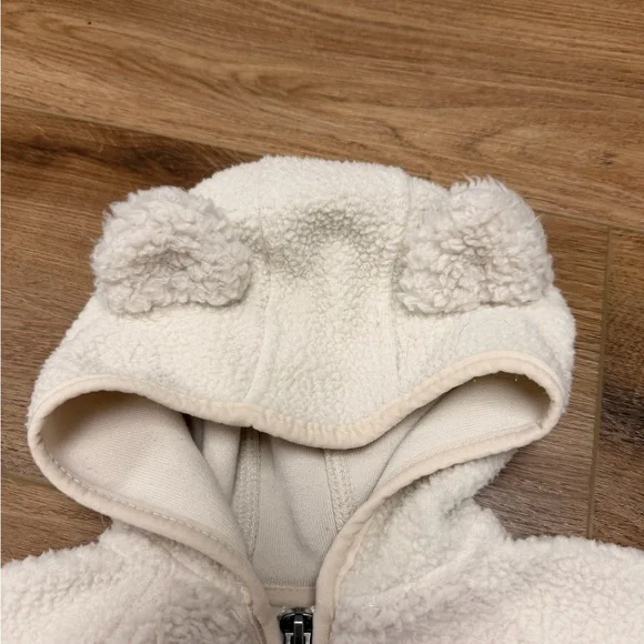 Columbia Cream Sherpa Baby Jacket with Bear Ear Hood - Picture 3 of 8